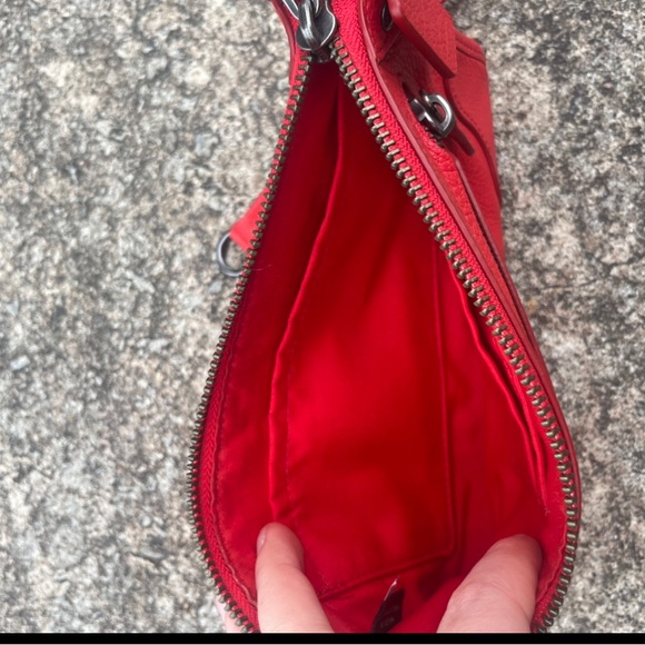 Coach Leather Red Coral Crossbody Designer Shoulder Bag Purse - Picture 3 of 4